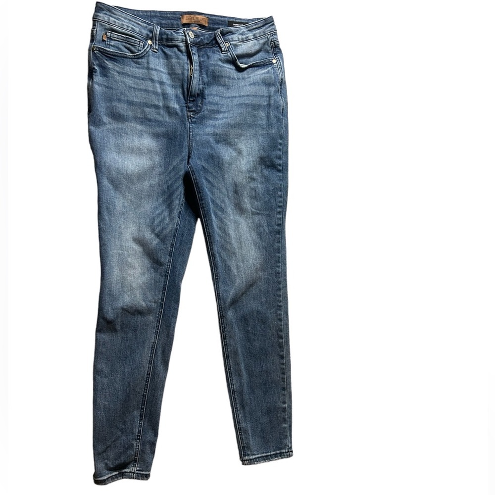 Judy Blue Medium Wash Skinny Fit Jean